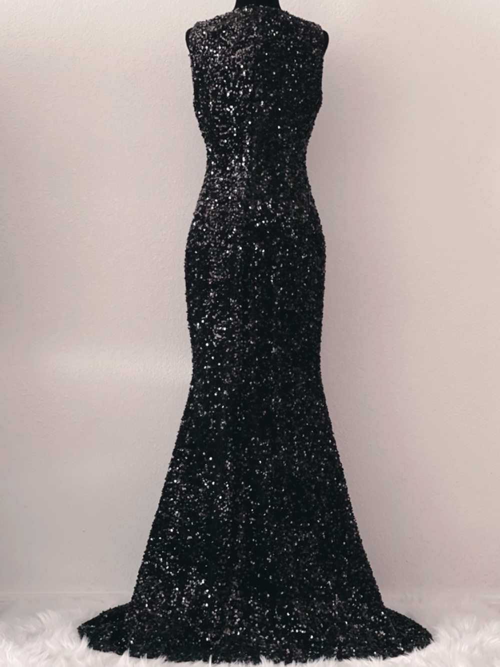 BADGLEY MISCHKA Velvet Sequin Slit Gown - Picture 4 of 12
